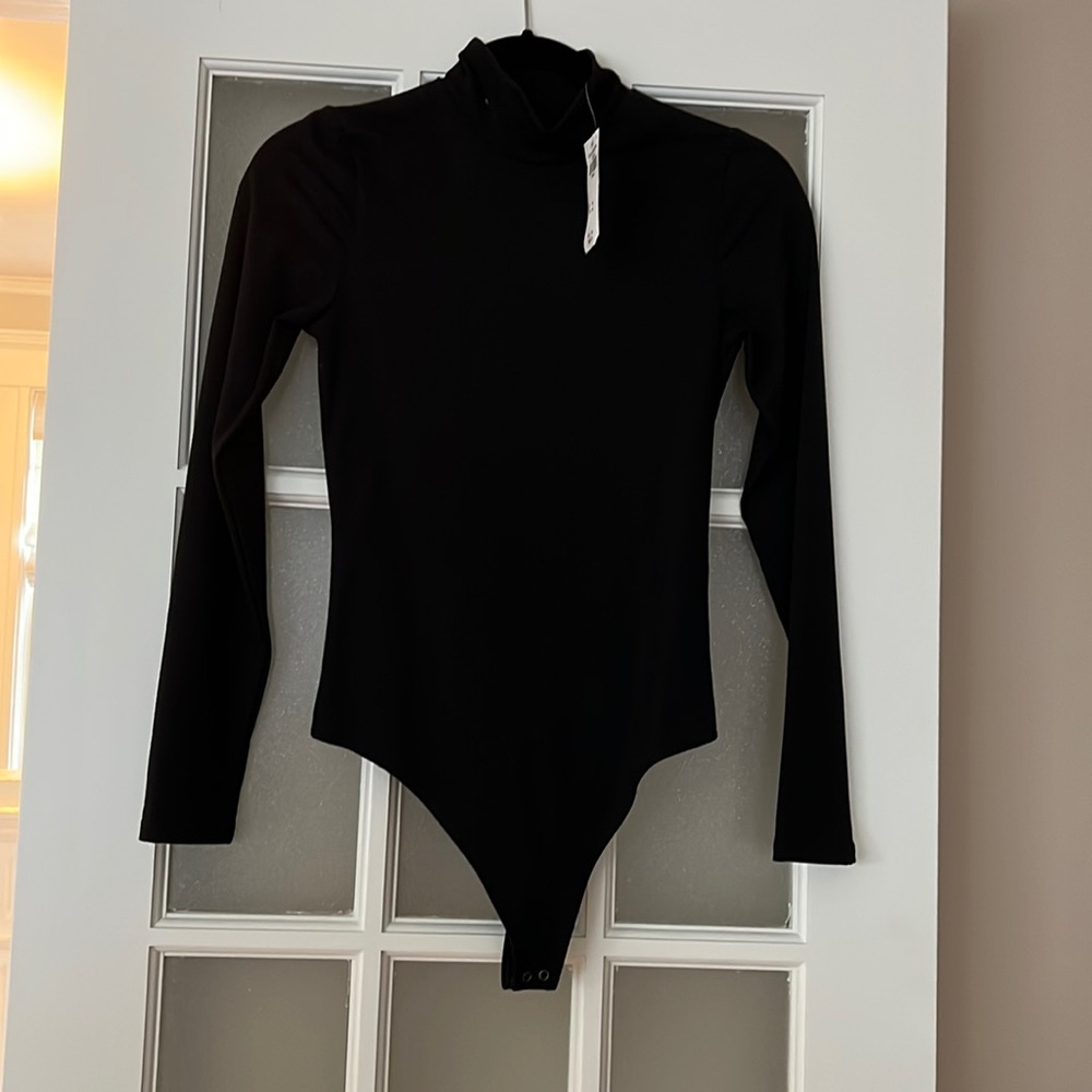 Abercrombie long sleeve bodysuit NWT Size small